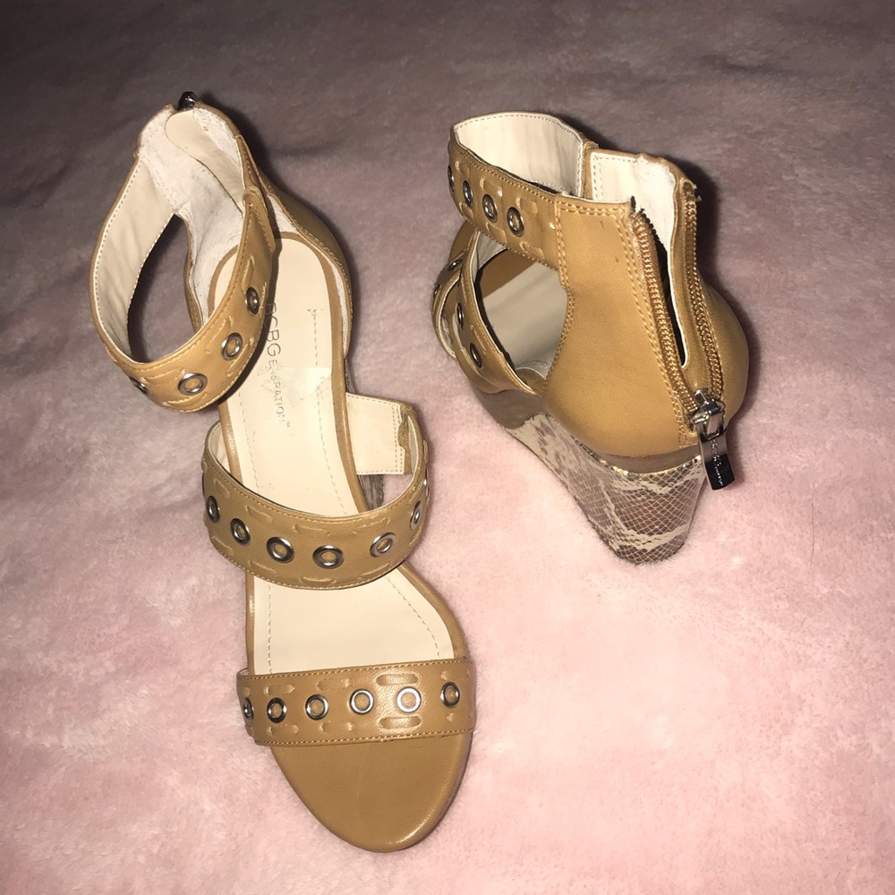 Bcbgeneration Camel Colored Wedges - image 3